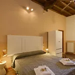 6-Bedroom Apartment Baullari